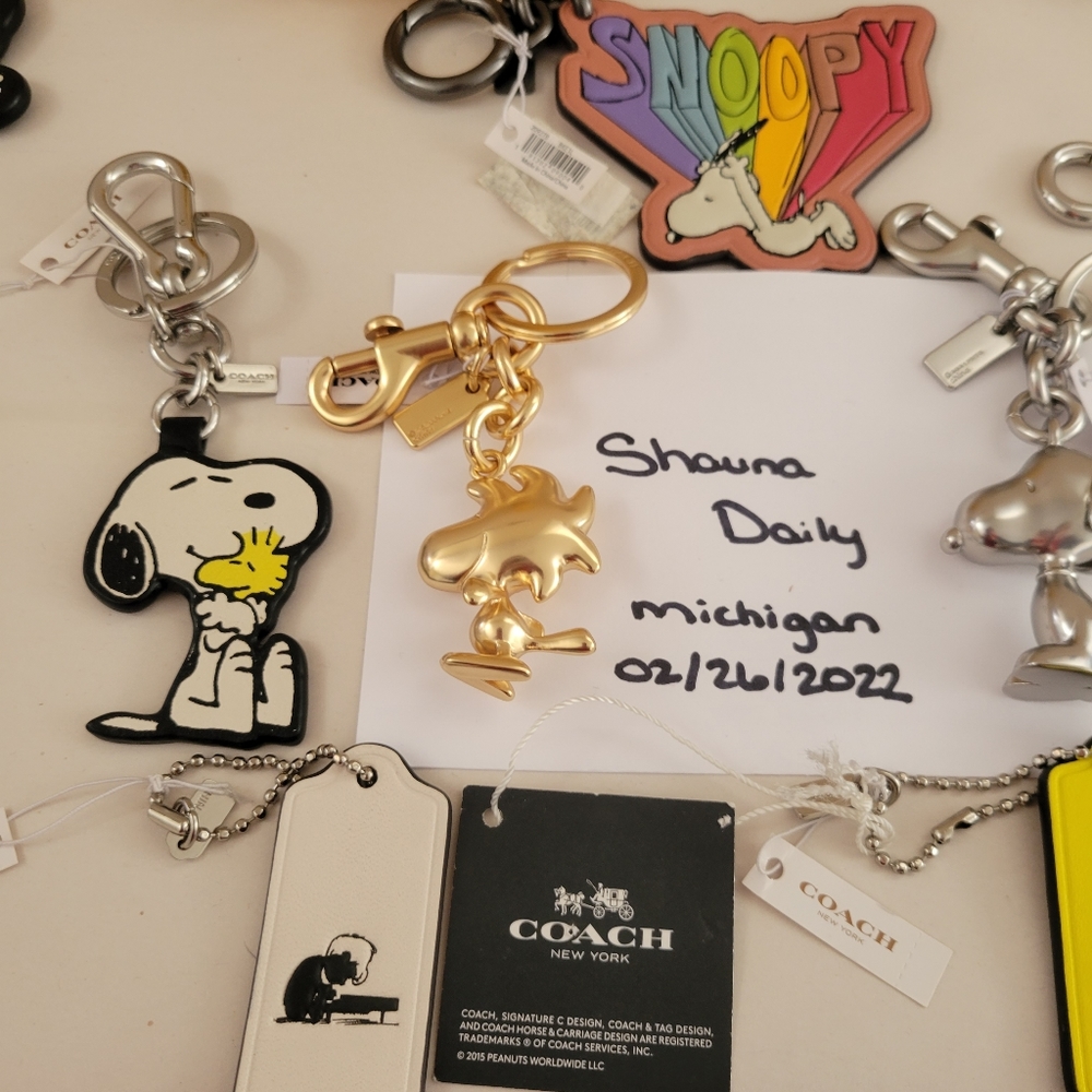 Coach Keychain - Picture 7 of 9